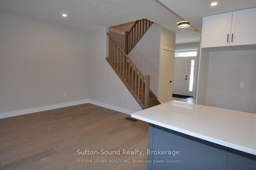 622 8th Street W, Owen Sound, ON N4K 5N3 – photo 3