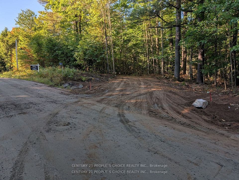 1055 W Porkys Road, Minden Hills, ON K0M 2K0 – photo 2