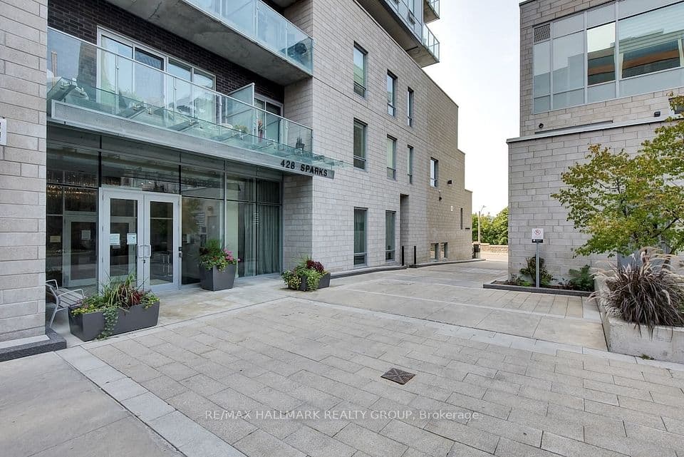 428 Sparks Street 907, Ottawa Centre, ON K1R 0B3 – photo 2