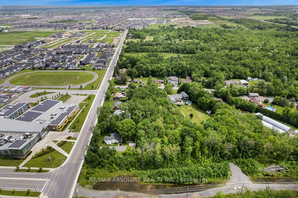 6412 RENAUD Road, Orleans - Convent Glen and Area, ON K4B 1H9 – photo 2
