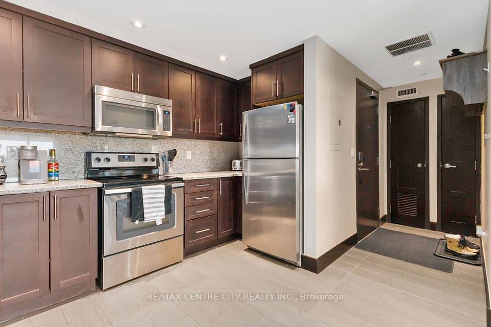 1235 Richmond Street 1218, London East, ON N6A 0C1 – photo 3