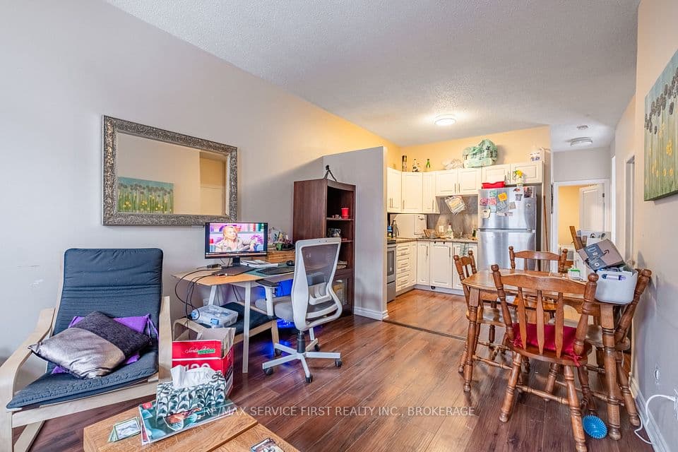 240 Wellington Street, Kingston, ON K7K 2Y8 – photo 3
