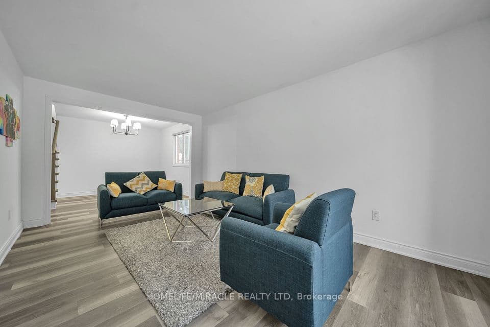 261 Country Hill Drive, Kitchener, ON N2E 2C1 – photo 3