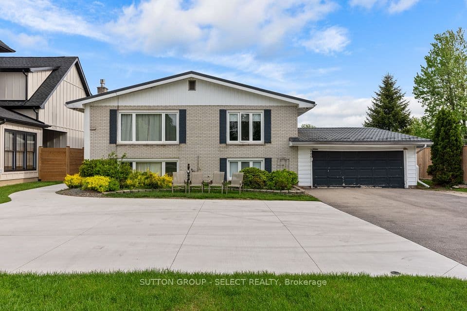 296 Huron Street W, South Huron, ON N0M 1S2 – photo 3