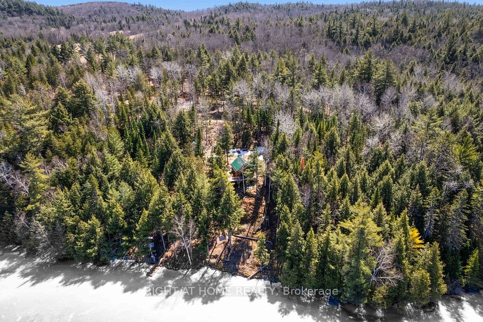592 Moccasin Lake Road, Brudenell, Lyndoch and Raglan, ON K0J 2E0 – photo 2