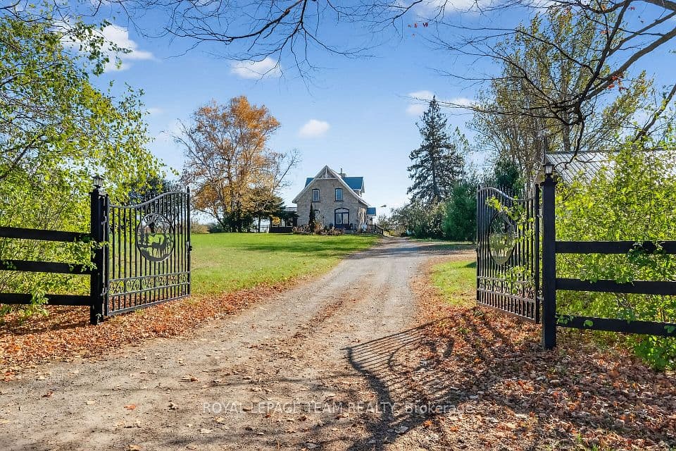 15 Bass Road, Elizabethtown-Kitley, ON K0G 1L0 – photo 2