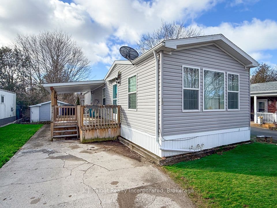 13 Sutton Drive, Ashfield-Colborne-Wawanosh, ON N7A 3Y3 – main photo