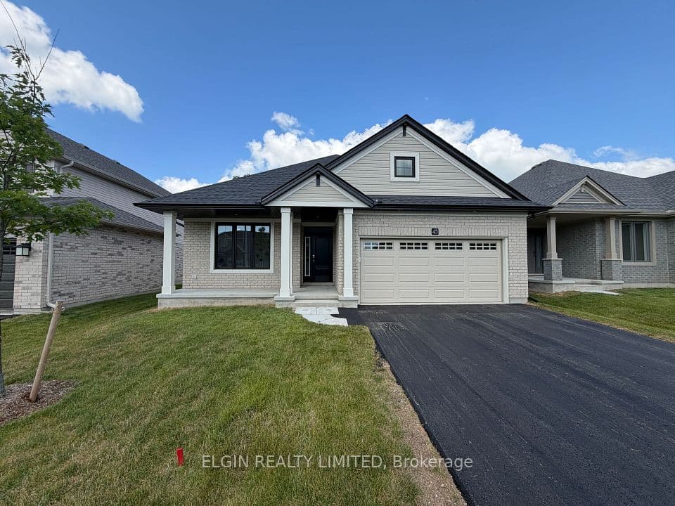 45 Lark Street, Tillsonburg, ON N4G 0K8 – main photo