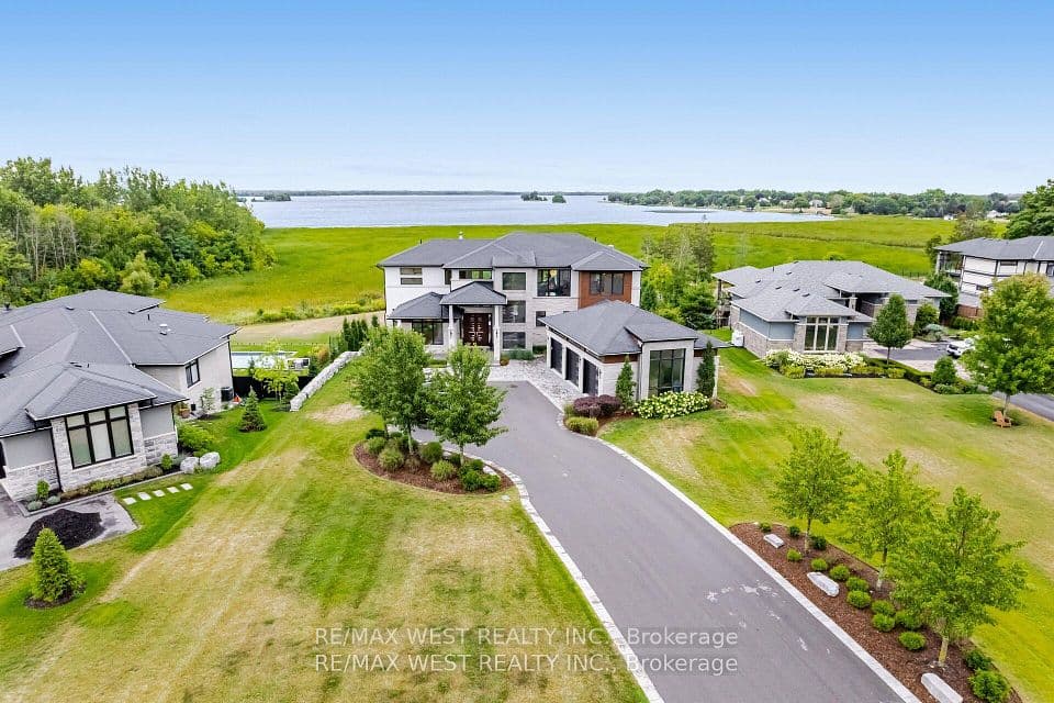 83 Navigation Drive, Prince Edward County, ON K8N 0G1 – main photo
