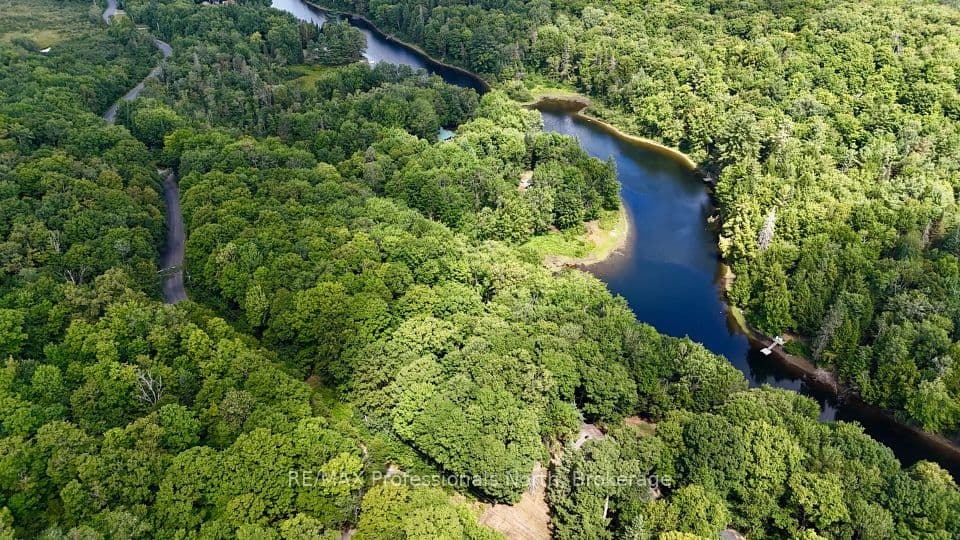 0 Sherwood Forest Road, Bracebridge, ON P1L 1X3 – photo 2