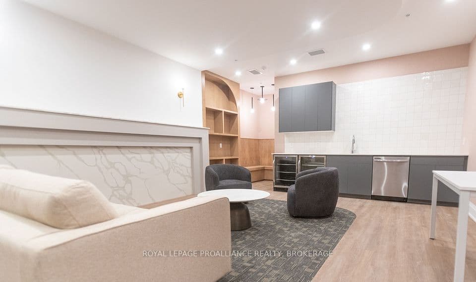 223 Princess Street 604, Kingston, ON K7L 1B3 – photo 2
