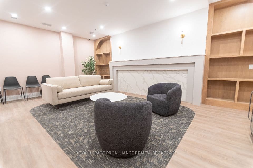 223 Princess Street 604, Kingston, ON K7L 1B3 – photo 3