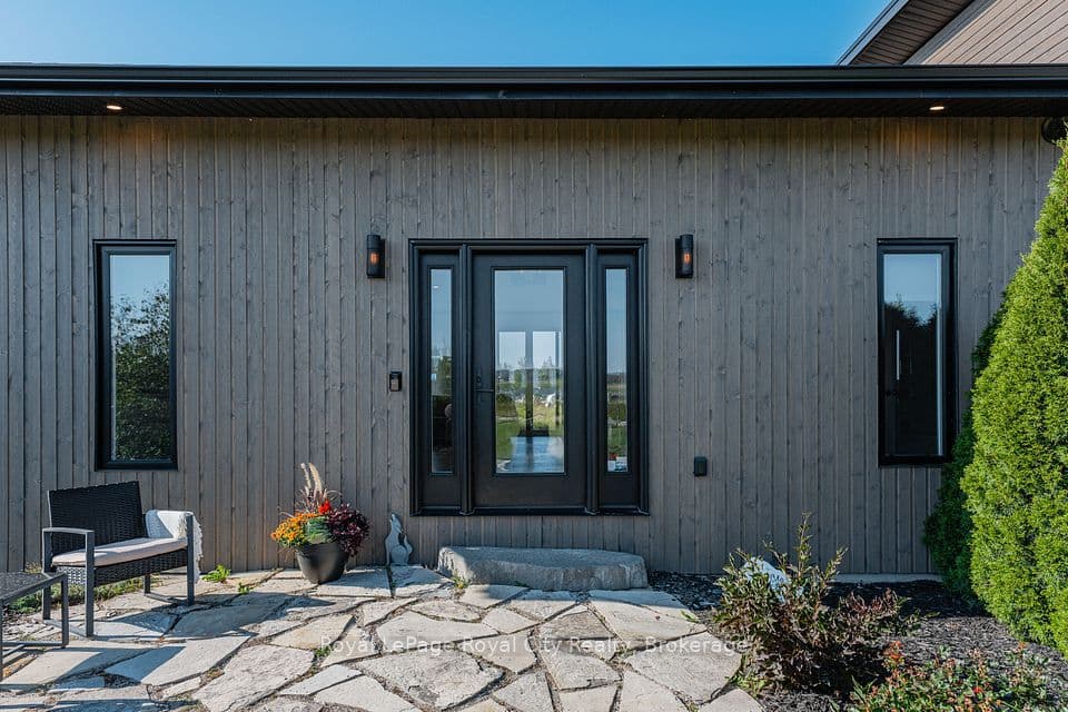 103 Ugovsek Crescent, Meaford, ON N0H 1B0 – photo 2