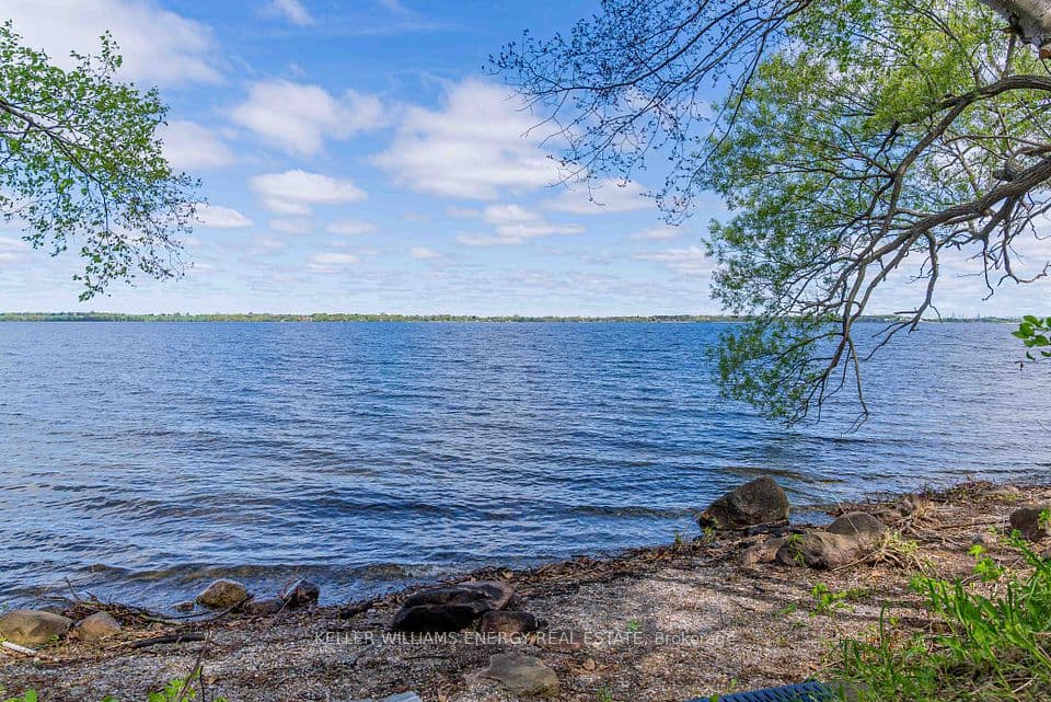 326 Cressy Bayside Road, Prince Edward County, ON K0K 2T0 – photo 2