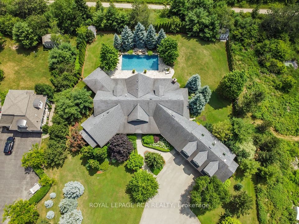 9727 Dundas Street E, Erin, ON N0B 1T0 – main photo