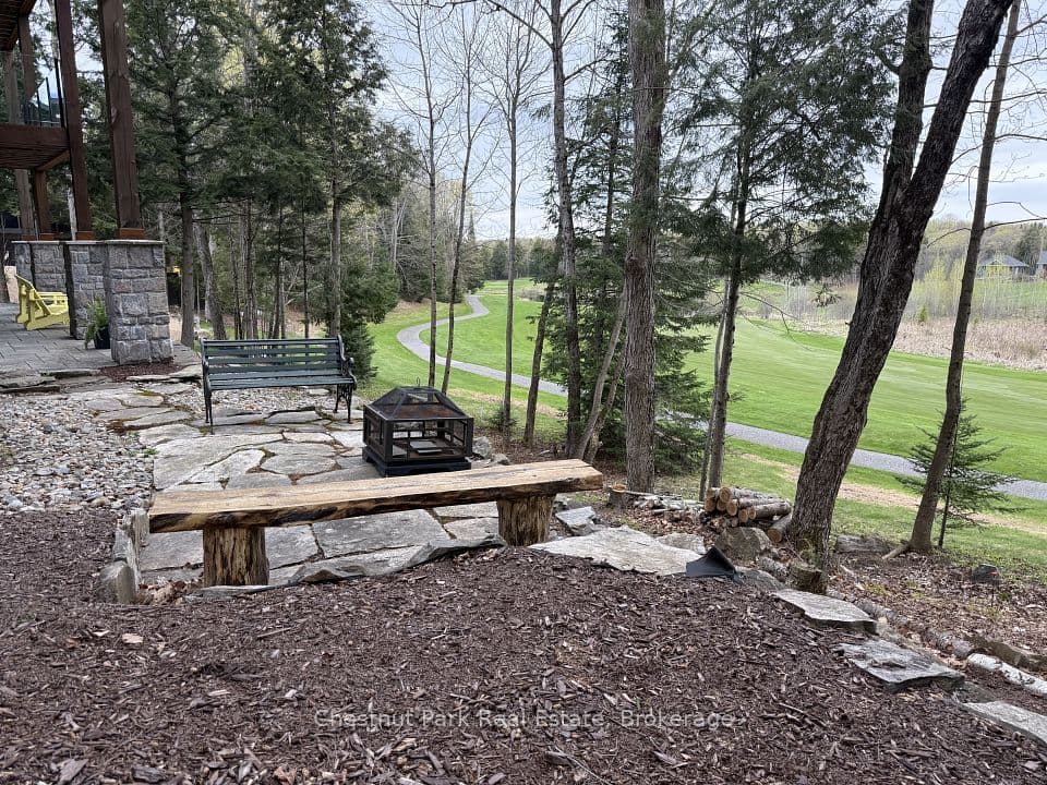 41 Clubhouse Drive, Huntsville, ON P1H 1B1 – main photo