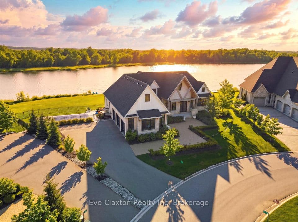 129 Heritage Lake Drive, Puslinch, ON N0B 2J0 – main photo