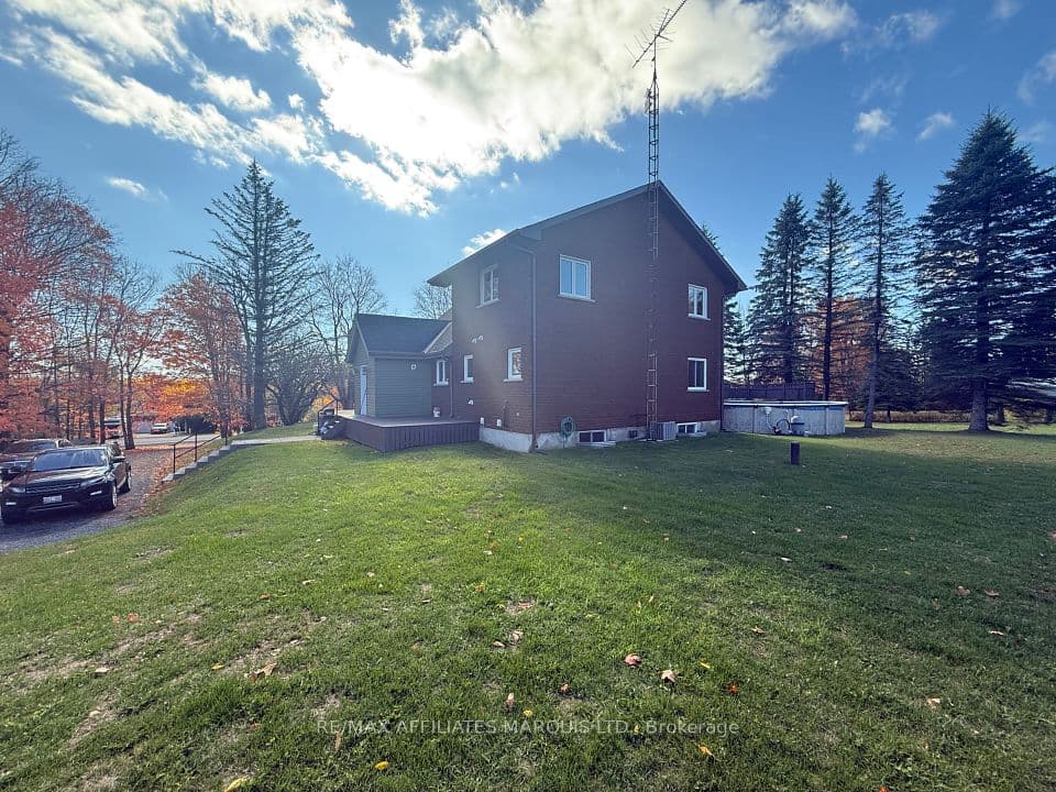 16855 County Rd 18 Road, South Stormont, ON K0C 2A0 – photo 2