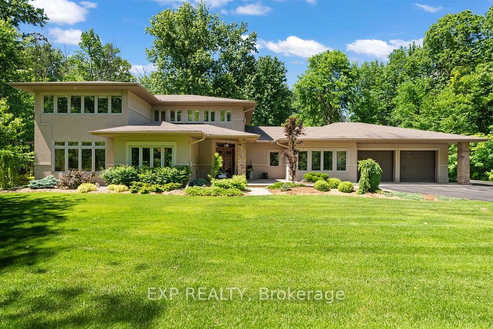 5759 Queenscourt Crescent, Manotick - Kars - Rideau Twp and Area, ON K4M 1K3 – main photo