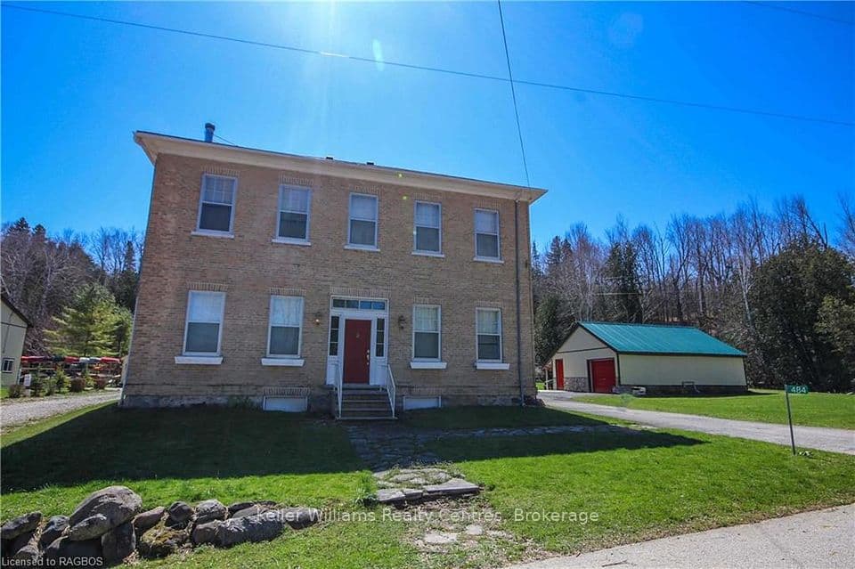 484 Carlisle Street, Saugeen Shores, ON N0H 2L0 – photo 2