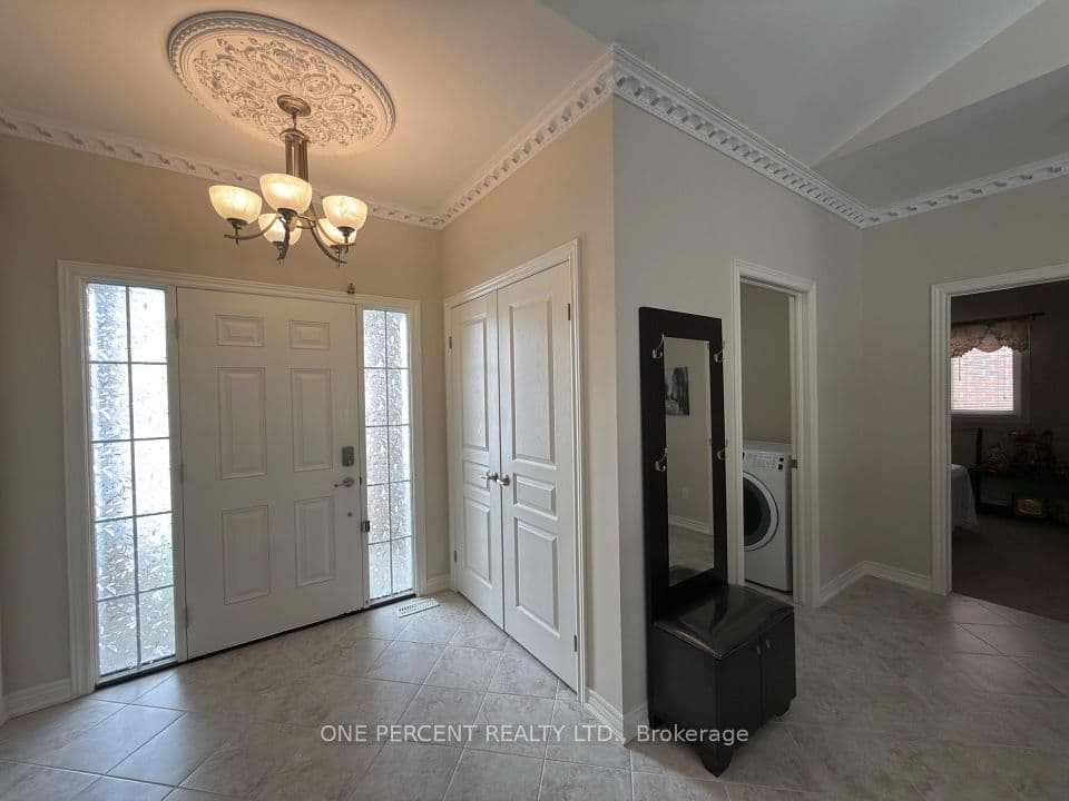 9424 Shoveller Drive, Niagara Falls, ON L2G 7T3 – photo 2