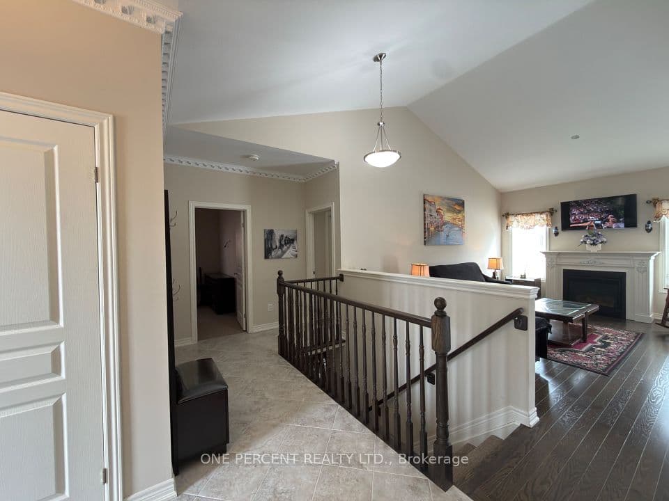 9424 Shoveller Drive, Niagara Falls, ON L2G 7T3 – photo 3