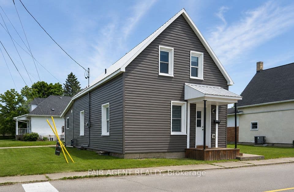 81 BANK Street S, Renfrew, ON K7V 2E7 – photo 2