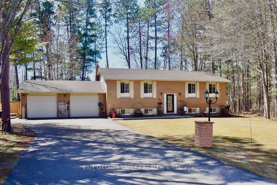 16 Heritage Drive, Petawawa, ON K8H 3J3 – photo 2