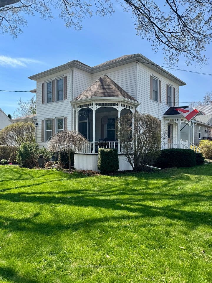 47 Paul Street, Prince Edward County, ON K0K 2T0 – main photo