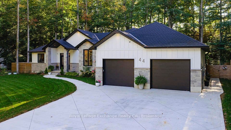 44 Blairs Trail N, Huron-Kinloss, ON N2Z 0B3 – main photo