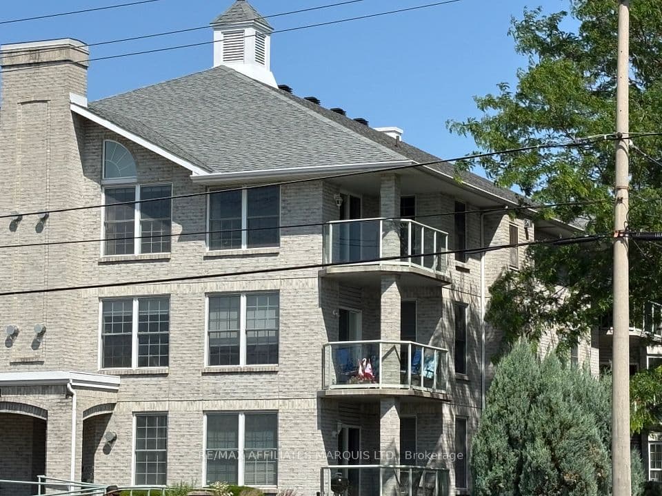 301 Water Street W 301, Cornwall, ON K6J 1A5 – photo 3