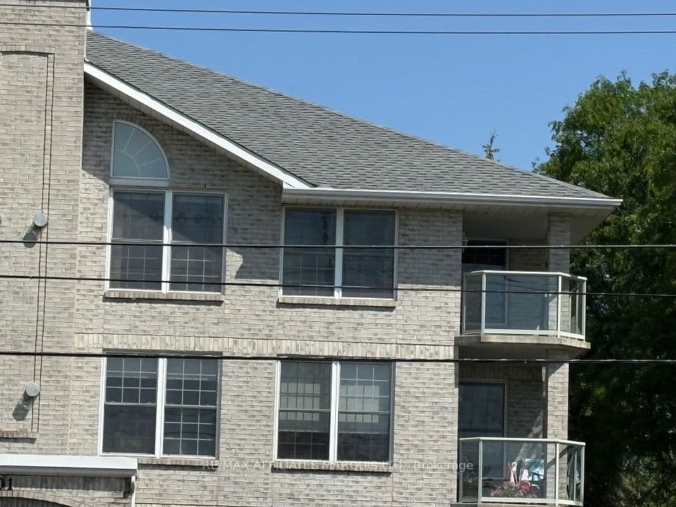 301 Water Street W 301, Cornwall, ON K6J 1A5 – photo 2