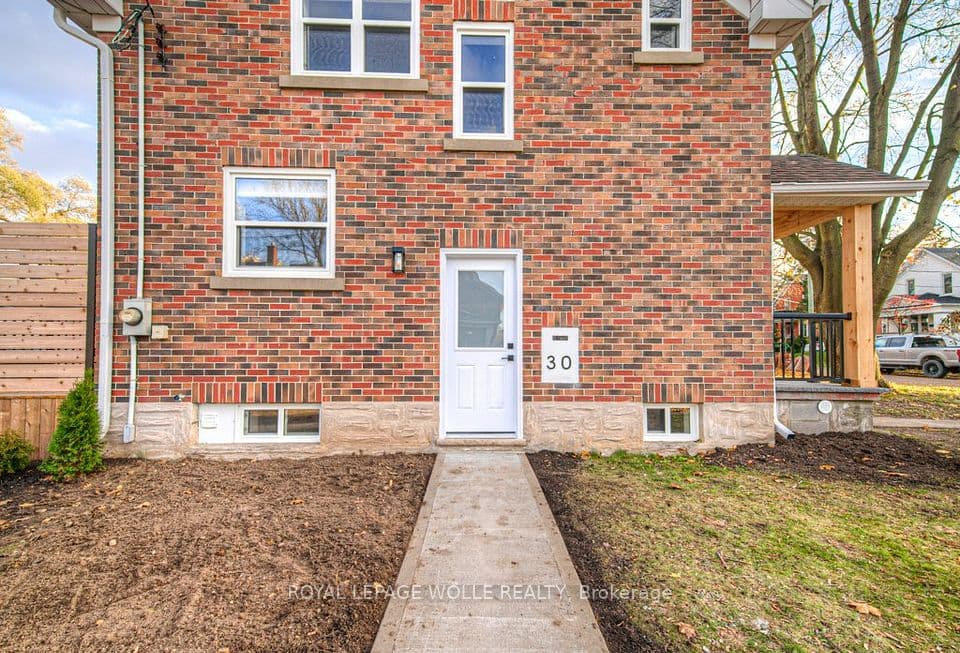 30 Dunbar Road S, Waterloo, ON N2L 2E3 – photo 3