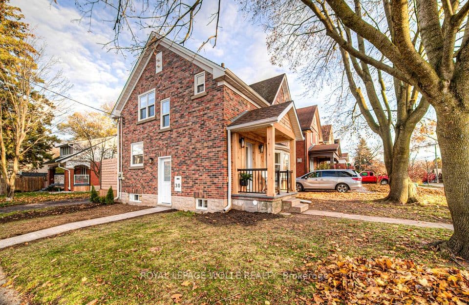 30 Dunbar Road S, Waterloo, ON N2L 2E3 – photo 2