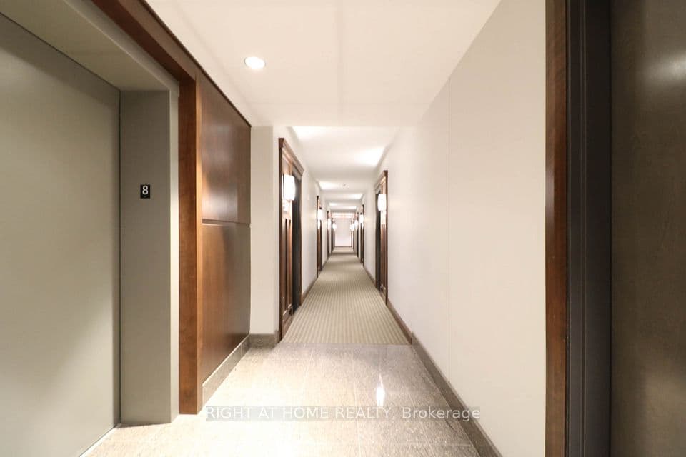 238 Besserer Street 810, Lower Town - Sandy Hill, ON K1N 6B1 – photo 2