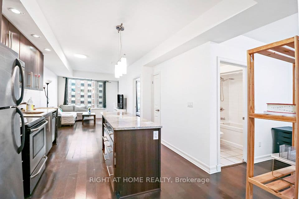 238 Besserer Street 810, Lower Town - Sandy Hill, ON K1N 6B1 – photo 3