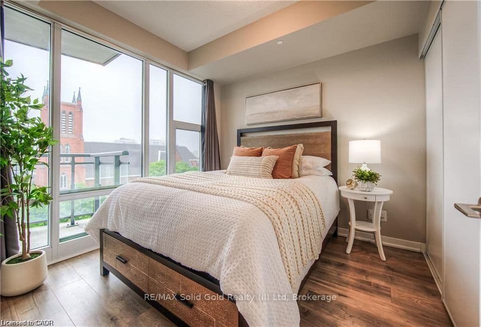 85 Duke Street W 703, Kitchener, ON N2H 4Y7 – photo 3