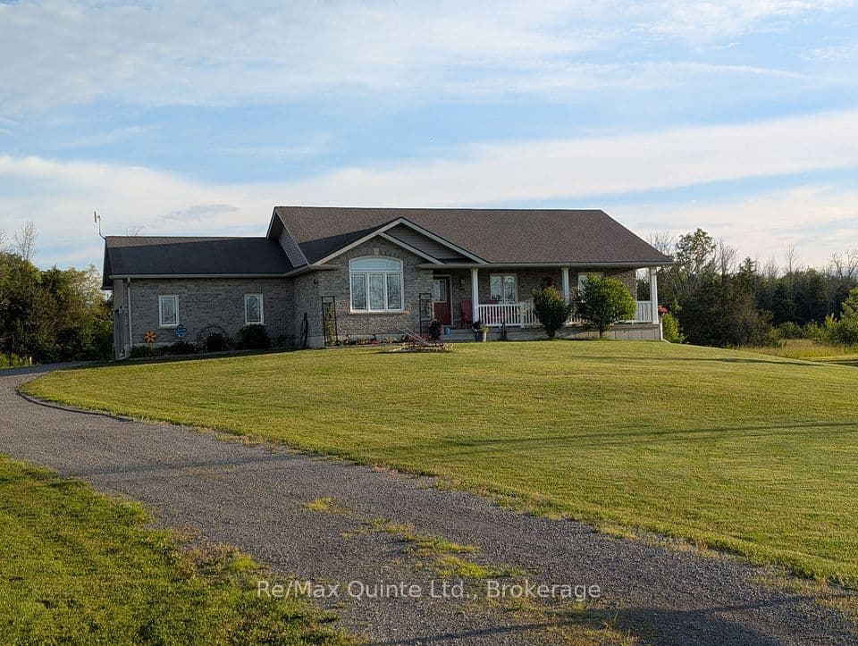 355 Mitchells Crossroad, Prince Edward County, ON K0K 2T0 – photo 3