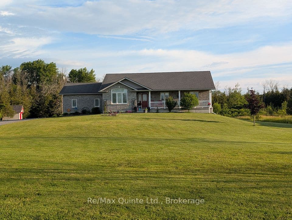 355 Mitchells Crossroad, Prince Edward County, ON K0K 2T0 – main photo