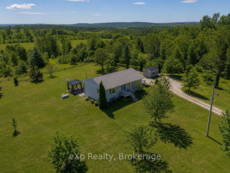 585206 10A Side Road, Grey Highlands, ON N0C 1H0 – main photo