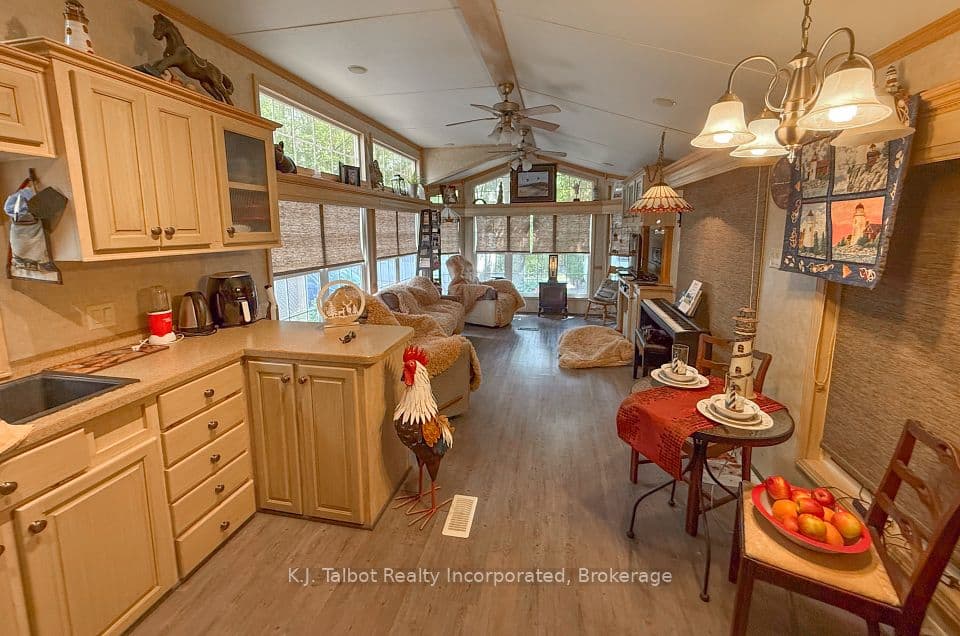 77719 BLUEWATER Highway 36 BEACON LN, Bluewater, ON N0M 1G0 – photo 3