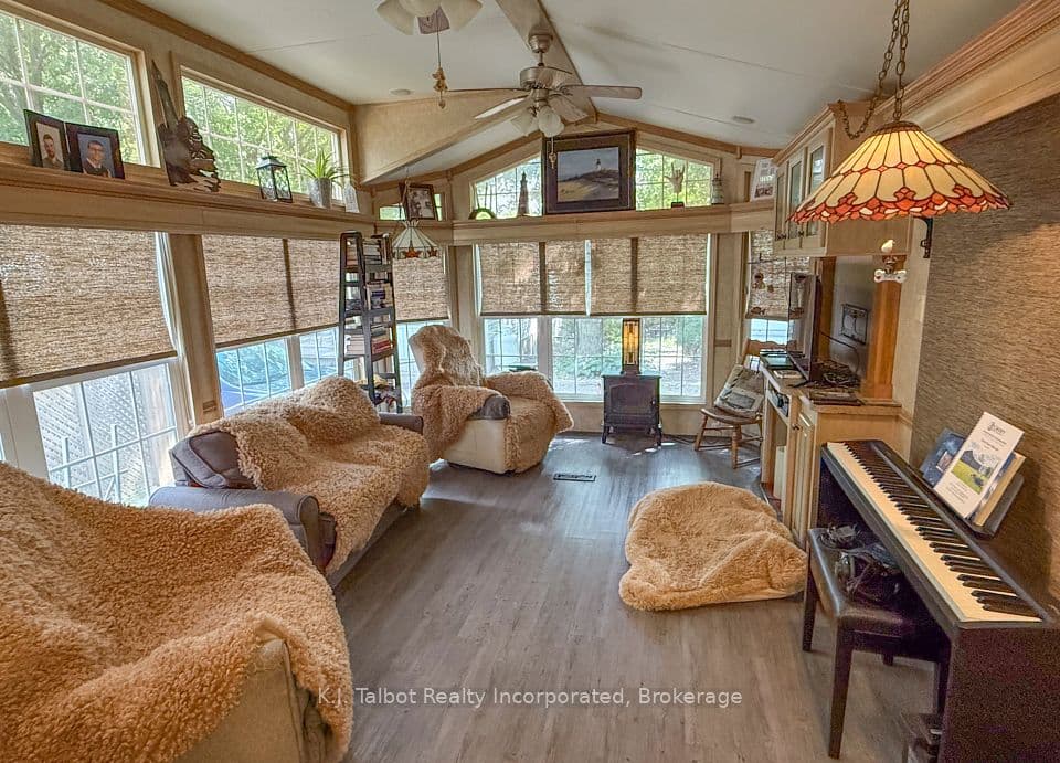 77719 BLUEWATER Highway 36 BEACON LN, Bluewater, ON N0M 1G0 – photo 2