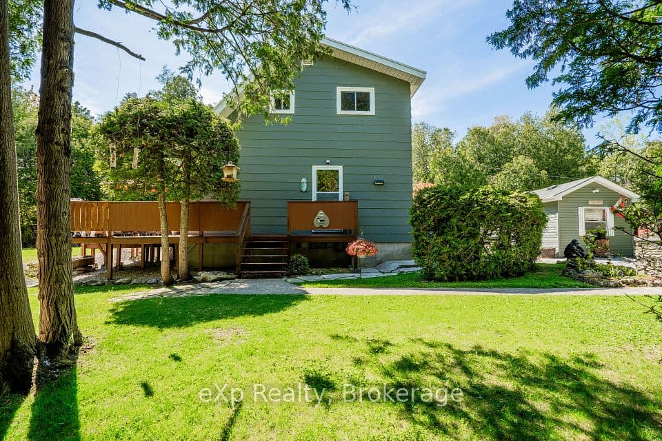 245 Whiskey Harbour Road, Northern Bruce Peninsula, ON N0H 2T0 – main photo