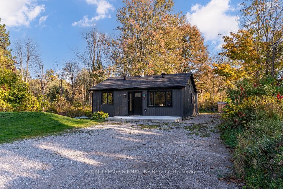 8 Mountsberg Road, Hamilton, ON L0P 1B0 – main photo