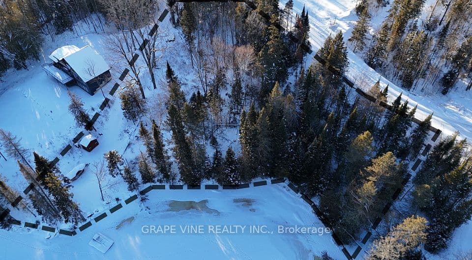 00 Voyageur Bay Trail, Whitewater Region, ON K0J 1V0 – main photo