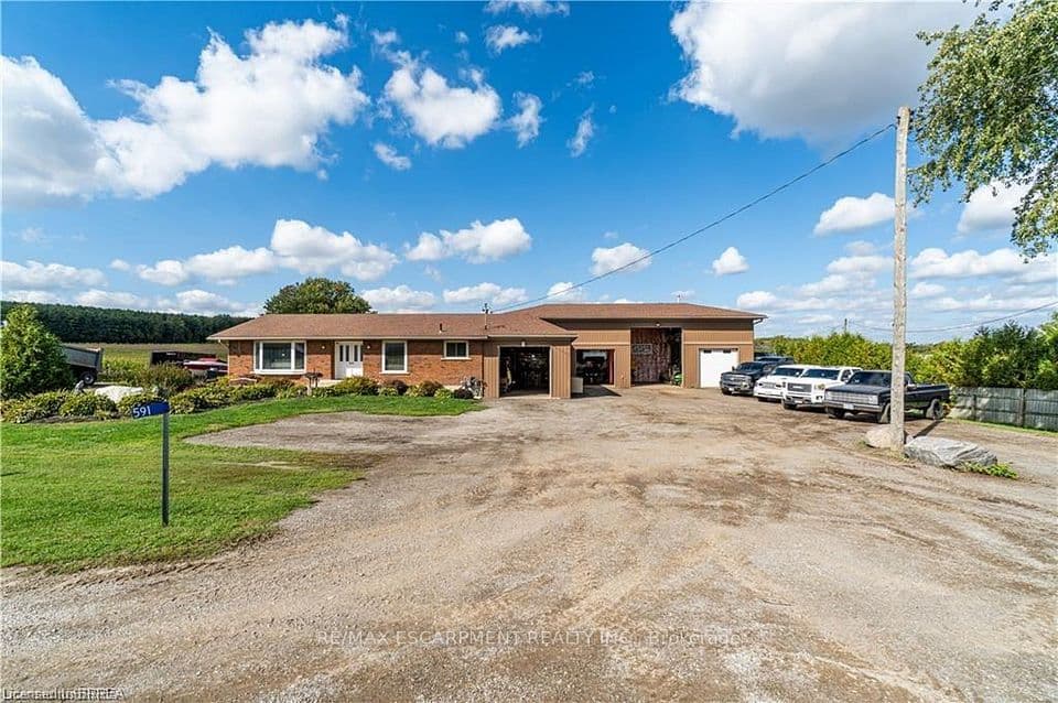 591 Governors Road E, Brant, ON N3L 3E1 – main photo