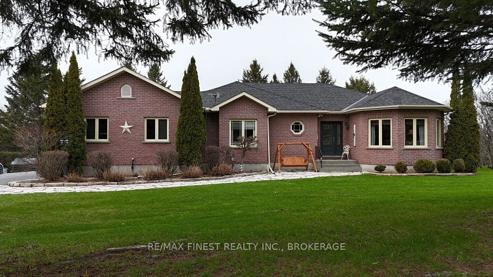 108 Grayrock Crescent, Front of Leeds & Seeleys Bay, ON K7G 2V4 – main photo