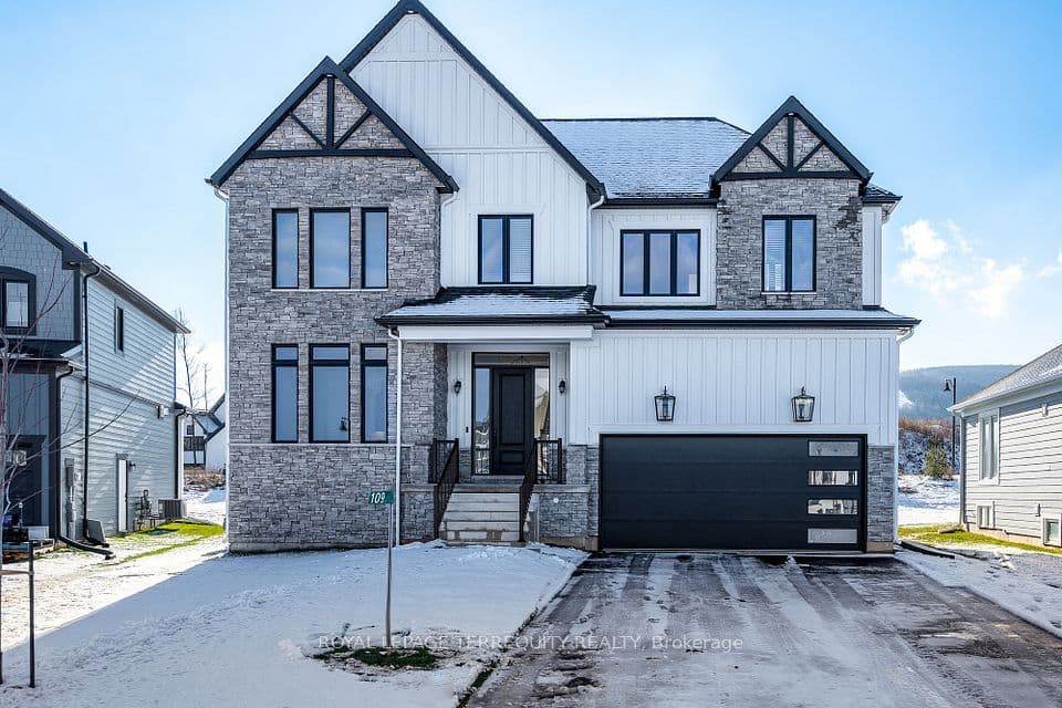 109 Stillwater Crescent, Blue Mountains, ON L9Y 4P5 – main photo