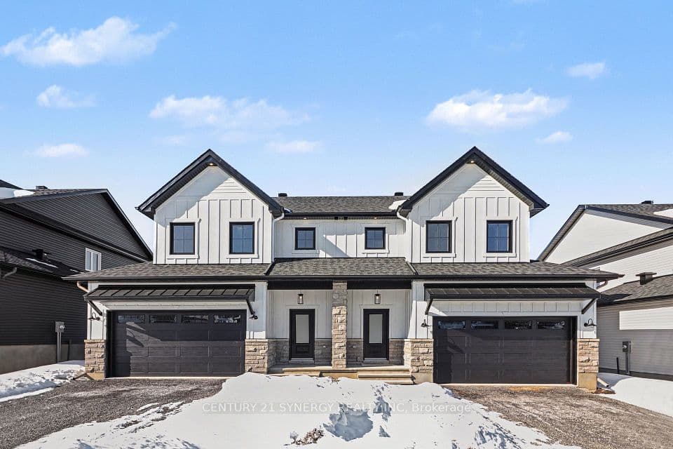 77 VILLENEUVE Street, North Stormont, ON K0C 1W0 – photo 2