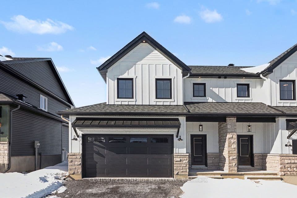 75 VILLENEUVE Street, North Stormont, ON K0C 1W0 – main photo